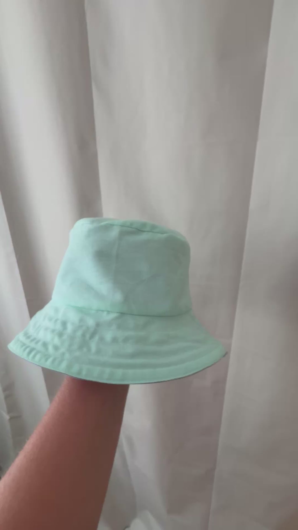 Vändbar solhatt/ Bucket Hat